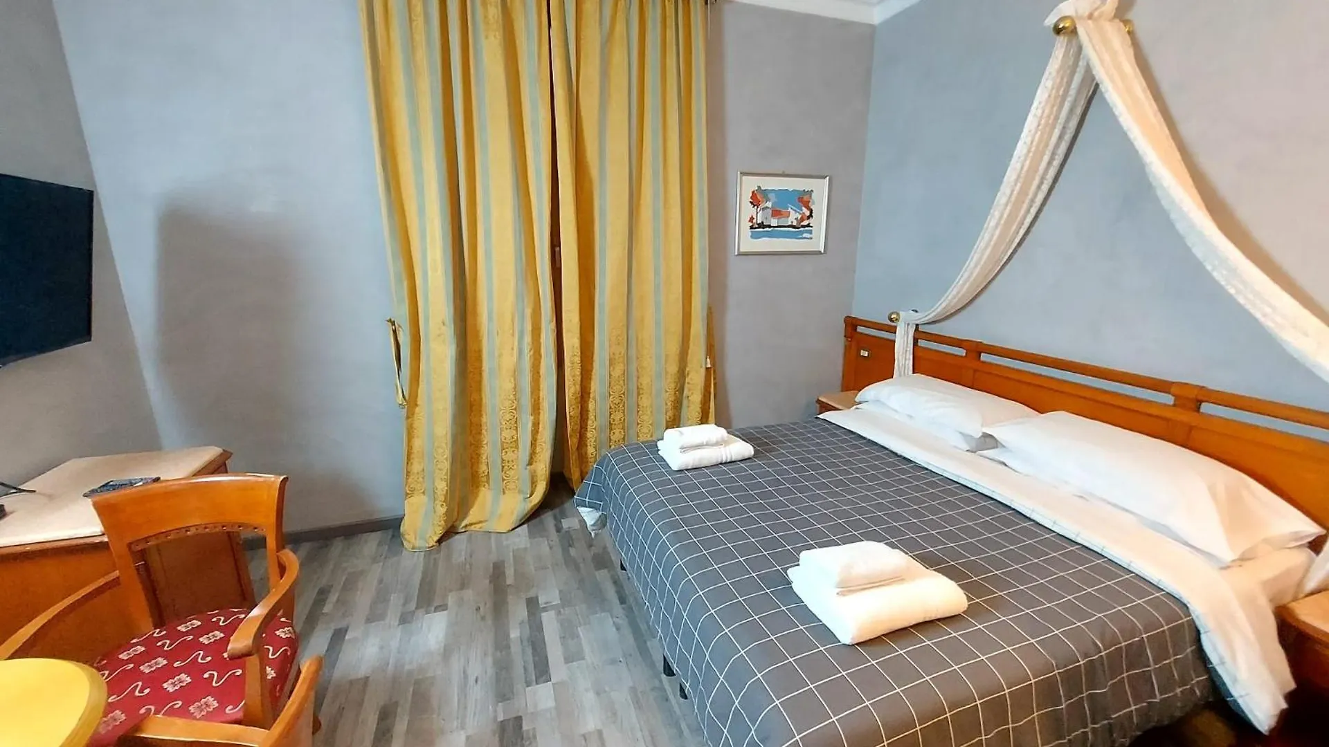 **  Hotel Positano 2 Rom Italien